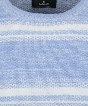 Knitted sweater round neck